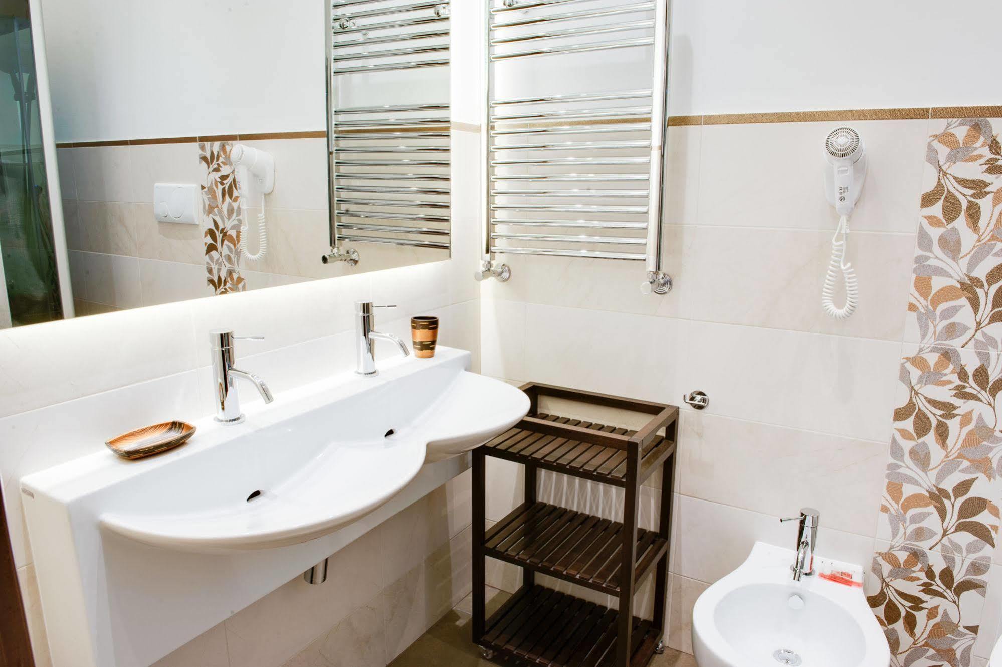 Lh Royal Suites Terrace โรม ภายนอก รูปภาพ