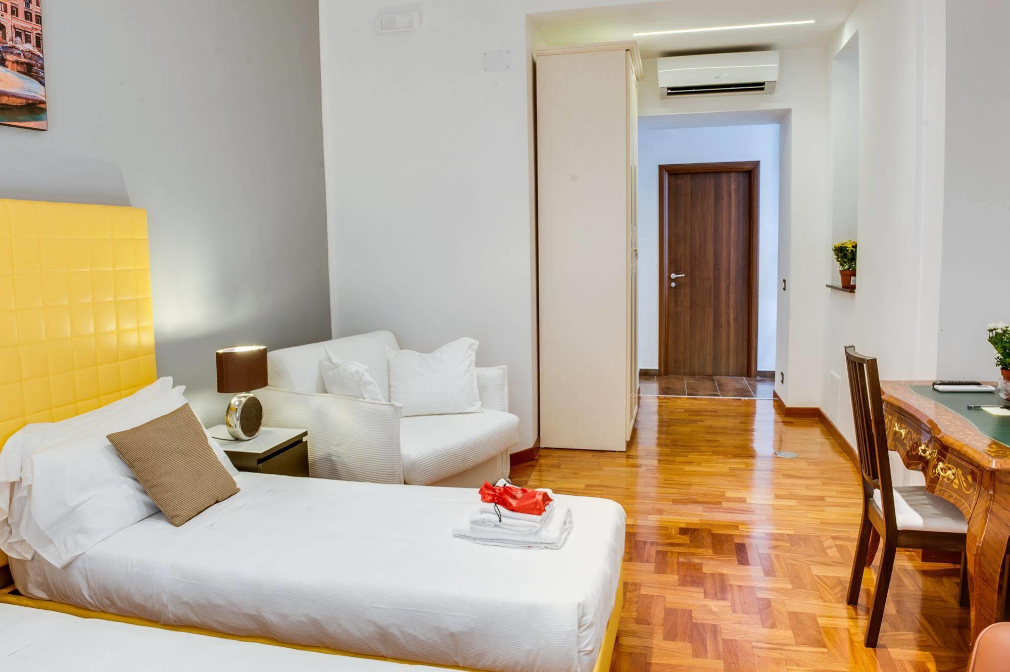 Lh Royal Suites Terrace โรม ภายนอก รูปภาพ
