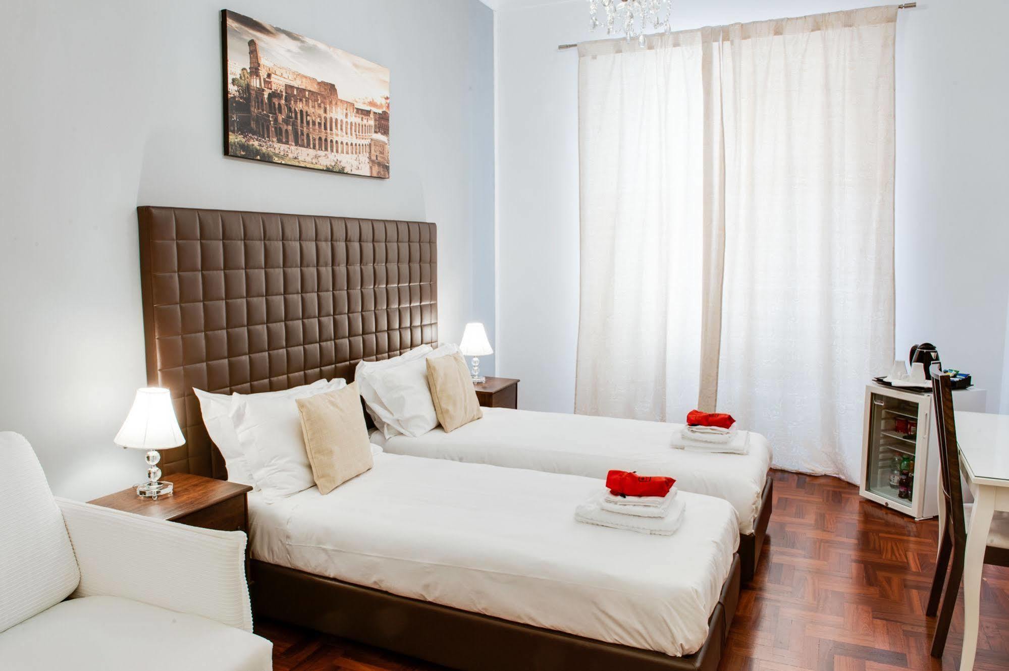 Lh Royal Suites Terrace โรม ภายนอก รูปภาพ