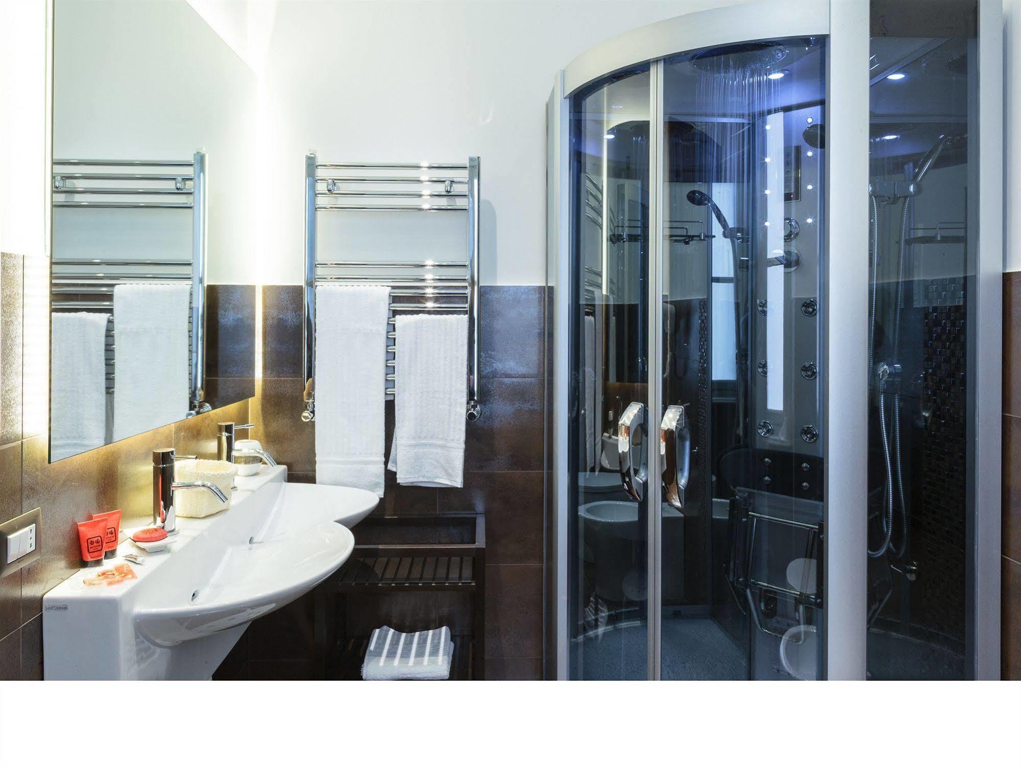 Lh Royal Suites Terrace โรม ภายนอก รูปภาพ